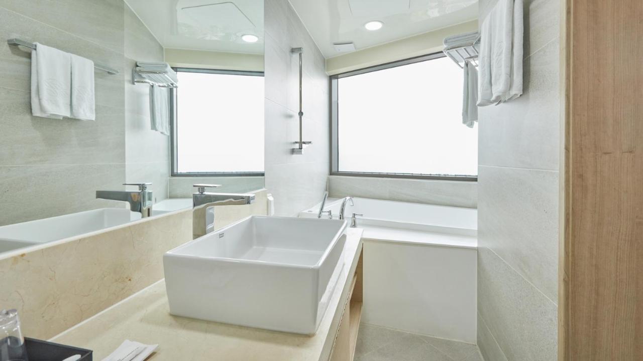 Chuncheon Eston Hotel Exterior photo